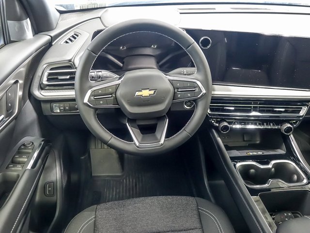 New 2026 Chevrolet Traverse LT w/ Sun and Wheel Package image 13