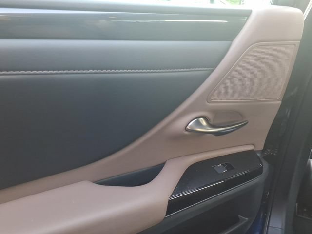 Used 2023 Lexus ES 350 w/ Accessory Package (Z2) FWD image 6