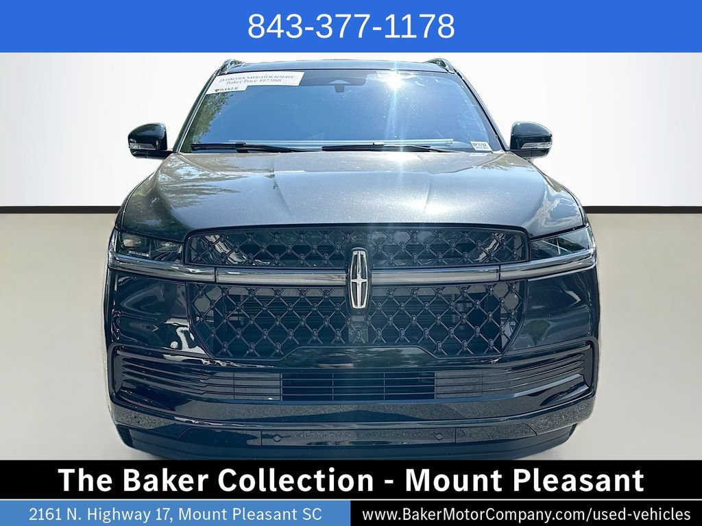 Used 2025 Lincoln Navigator Reserve w/ Jet Appearance Package AWD/4WD image 2