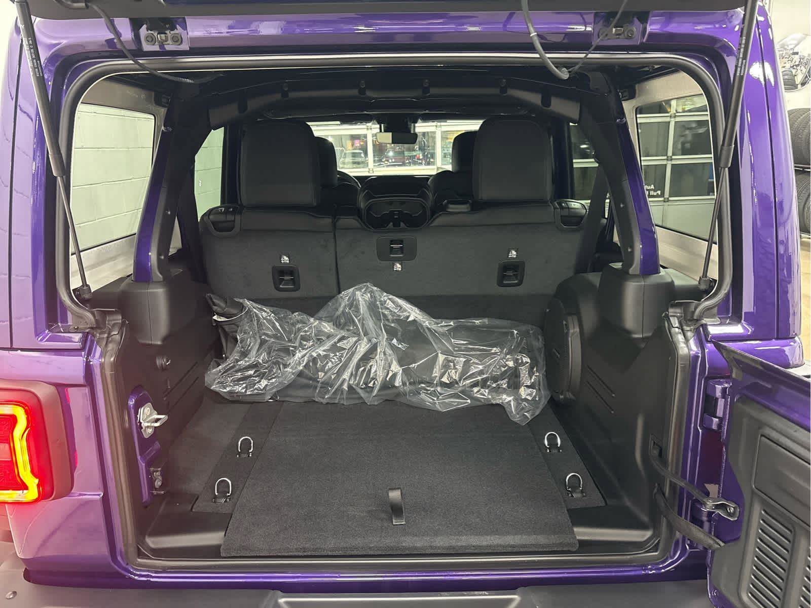 New 2026 Jeep Wrangler Unlimited Rubicon 392 image 31