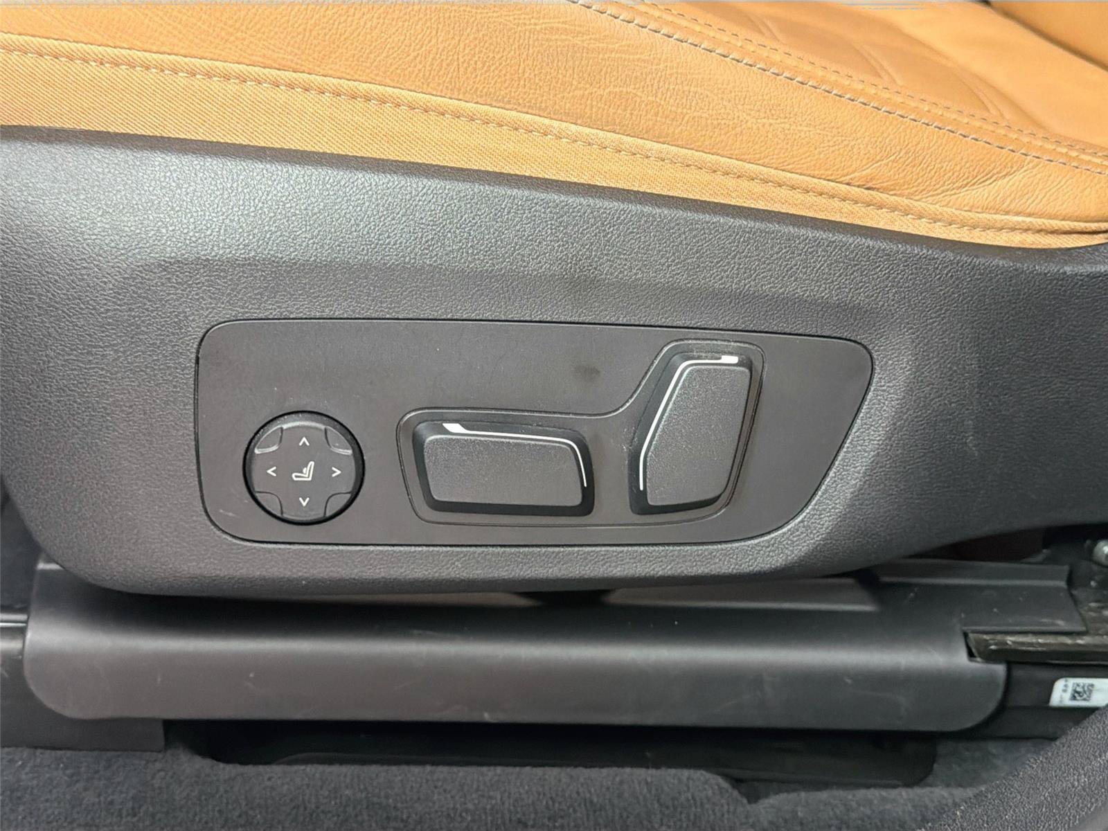 Certified 2024 BMW X3 M40i AWD/4WD image 19