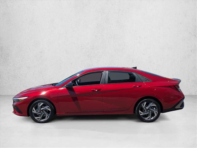 Used 2025 Hyundai Elantra Sport FWD image 9