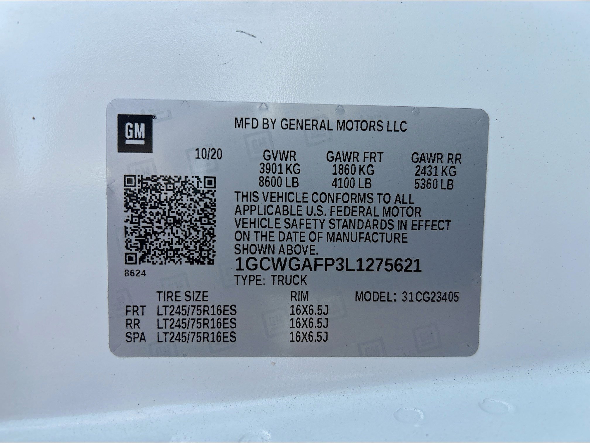 Used 2020 Chevrolet Express 2500 w/ Driver Convenience Package image 32