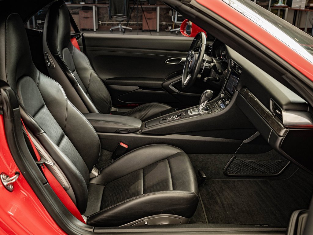 Certified 2017 Porsche 911 Carrera S image 32