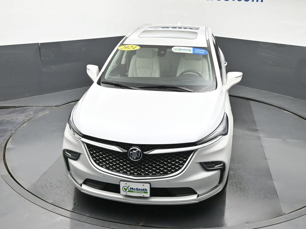 Used 2024 Buick Enclave Avenir w/ Avenir Technology Package AWD/4WD image 30