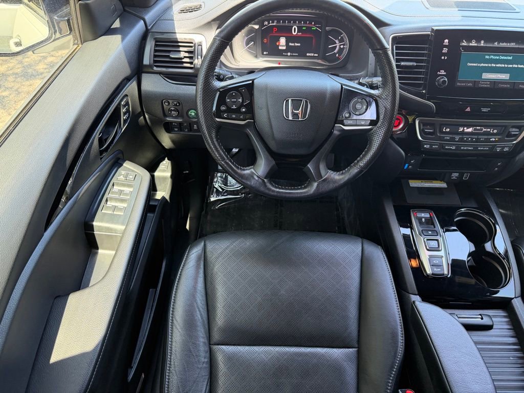 Used 2023 Honda Passport Elite image 16