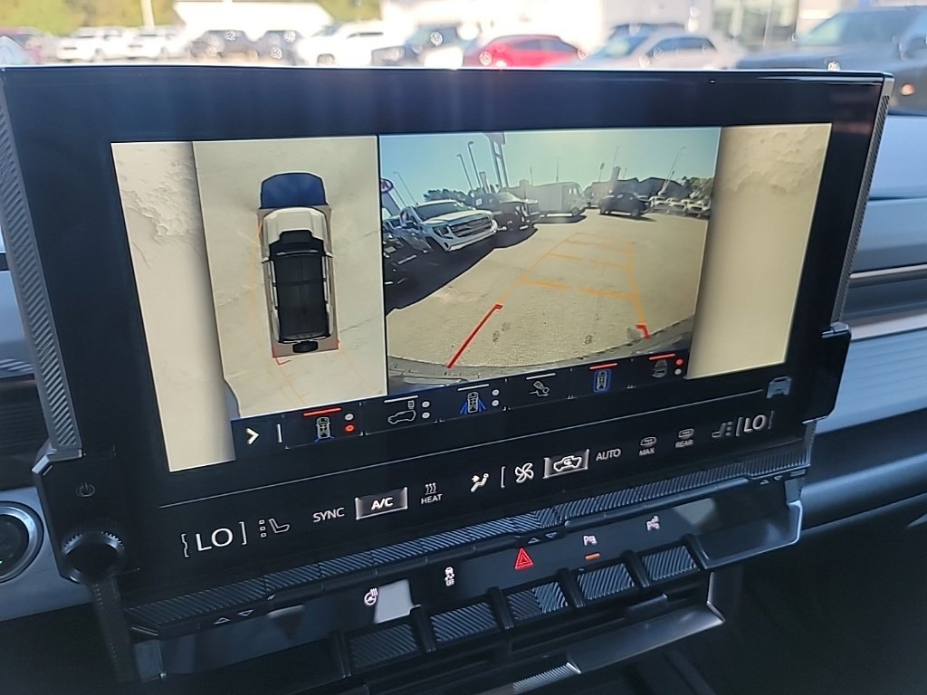 Used 2025 GMC Hummer EV 2X w/ LPO, Dark Essentials Package AWD/4WD image 31