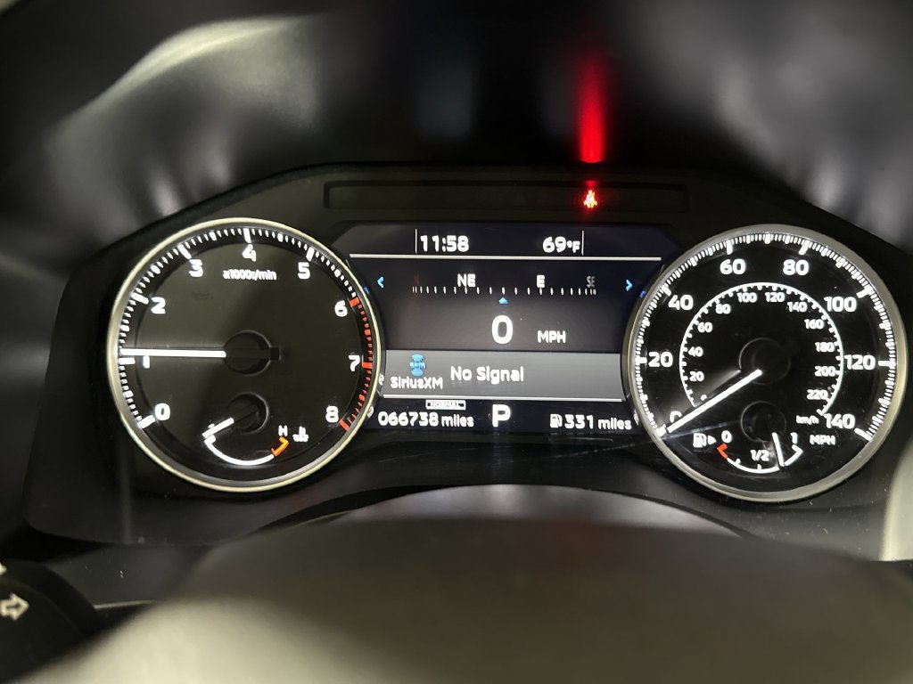Used 2024 Mitsubishi Outlander SE Black Edition AWD/4WD image 12