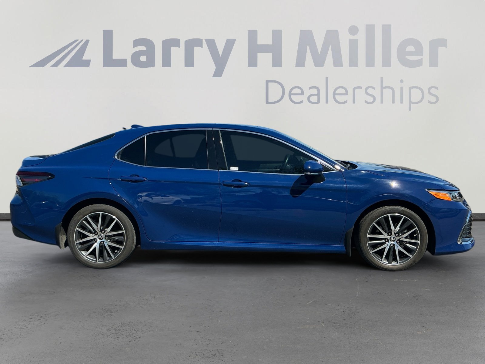 Certified 2024 Toyota Camry XLE w/ Navigation Package image 6