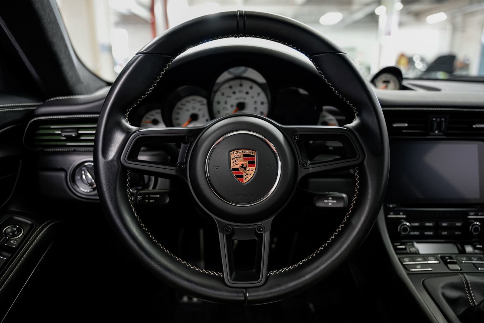 Used 2019 Porsche 911 GT3 RWD image 10