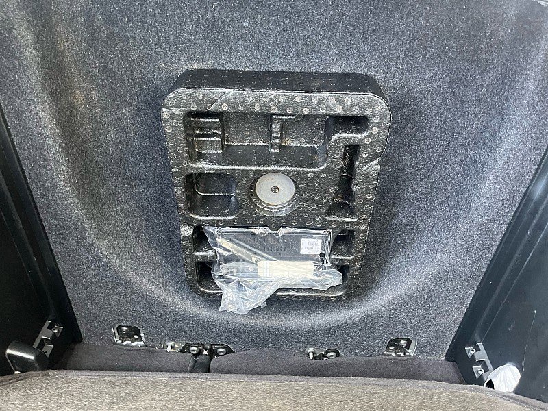 Used 2018 Jeep Compass Latitude w/ Popular Equipment Group AWD/4WD image 19