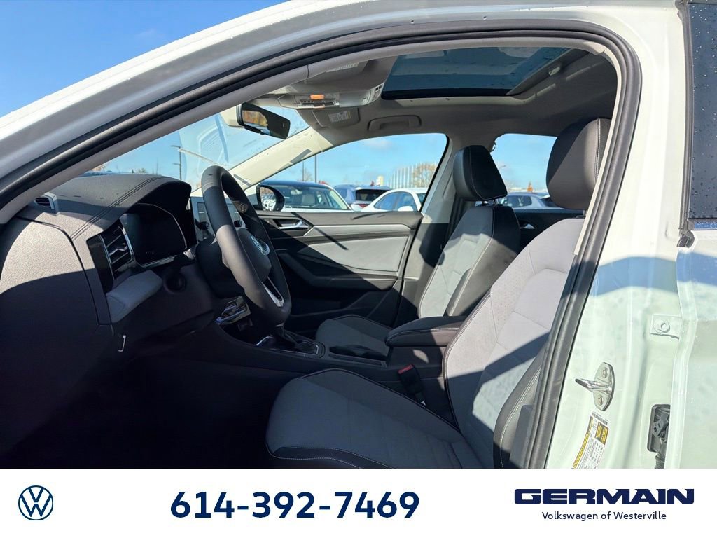 New 2026 Volkswagen Jetta SE FWD image 20