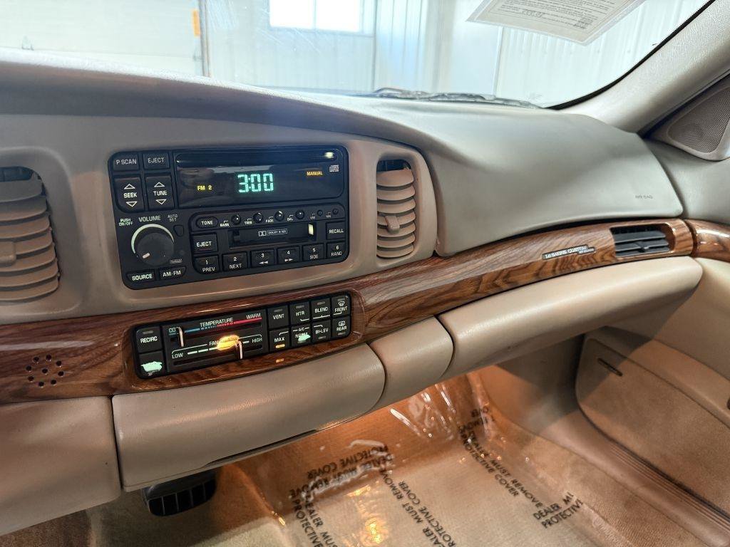 Used 2000 Buick Le Sabre Custom w/ Prestige Opt Pkg FWD image 21