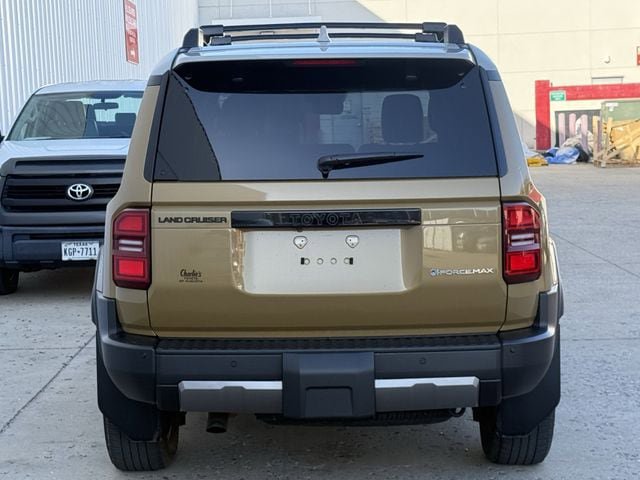 Used 2024 Toyota Land Cruiser image 5