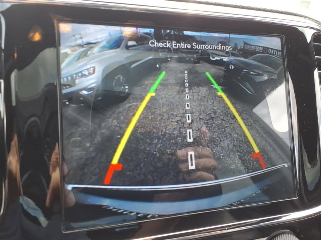 Used 2020 Jeep Grand Cherokee Limited image 26