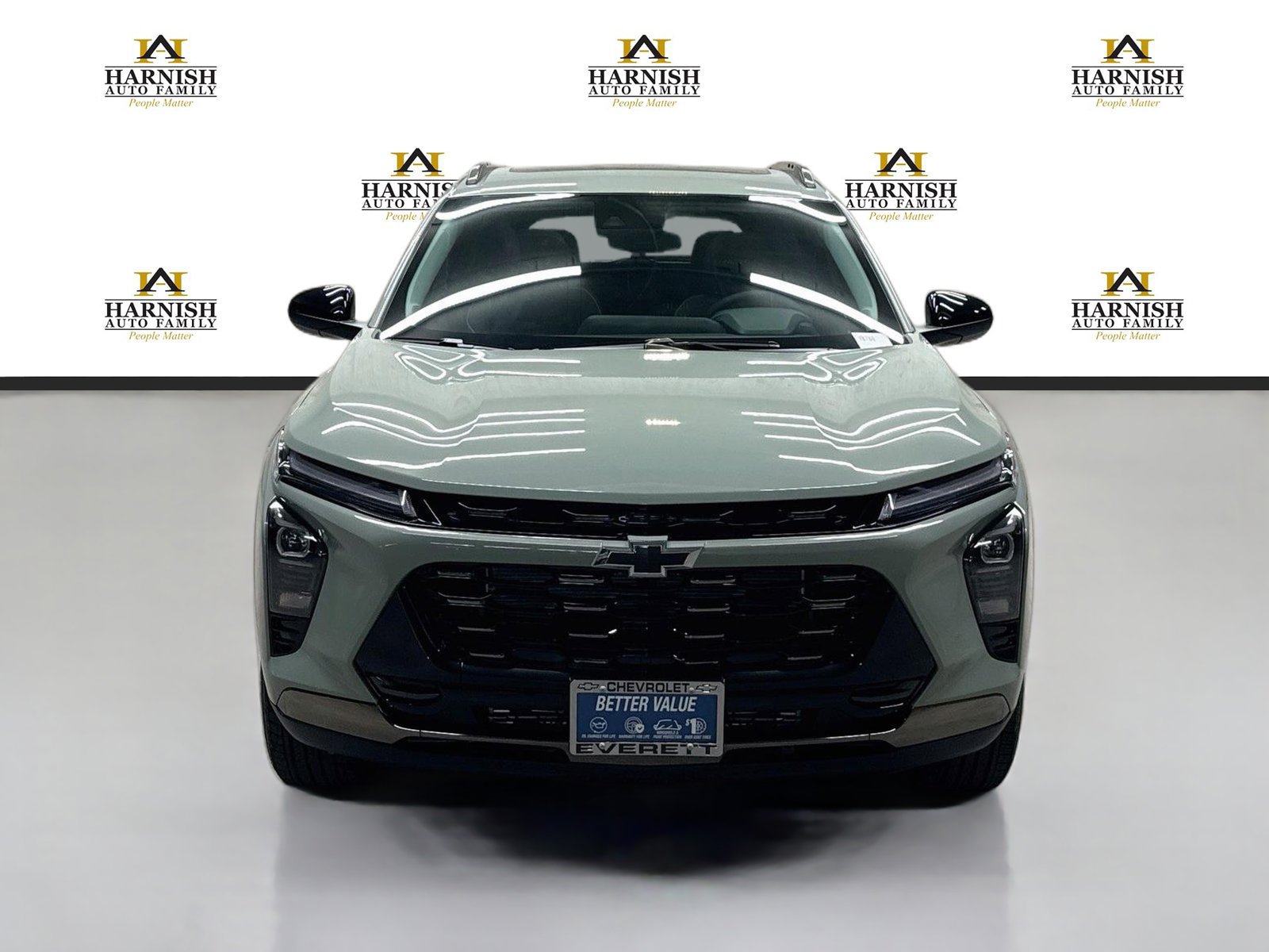 New 2026 Chevrolet Trax ACTIV w/ Sunroof Package FWD image 2