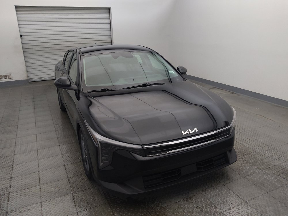 Used 2025 Kia K4 FWD image 14