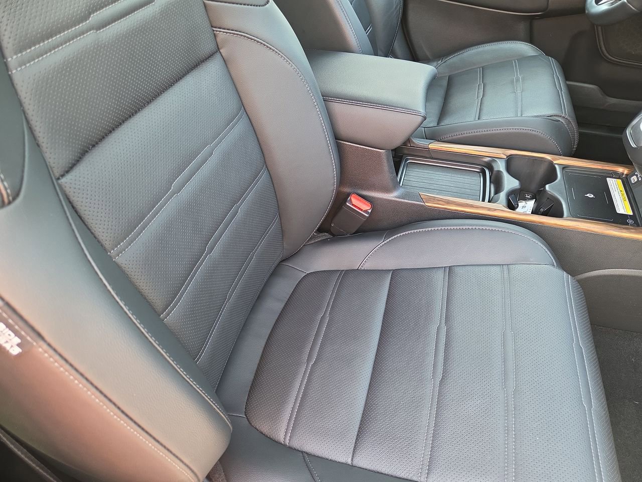 Used 2022 Honda CR-V Touring image 19