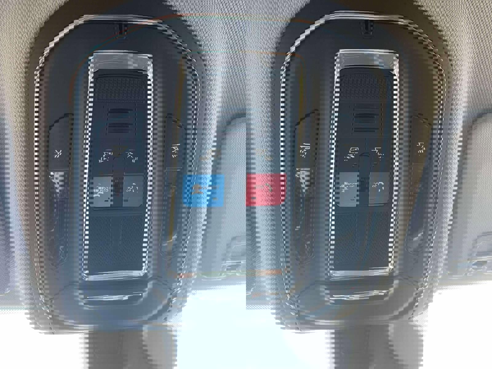 Used 2023 Jeep Grand Cherokee Laredo AWD/4WD image 30