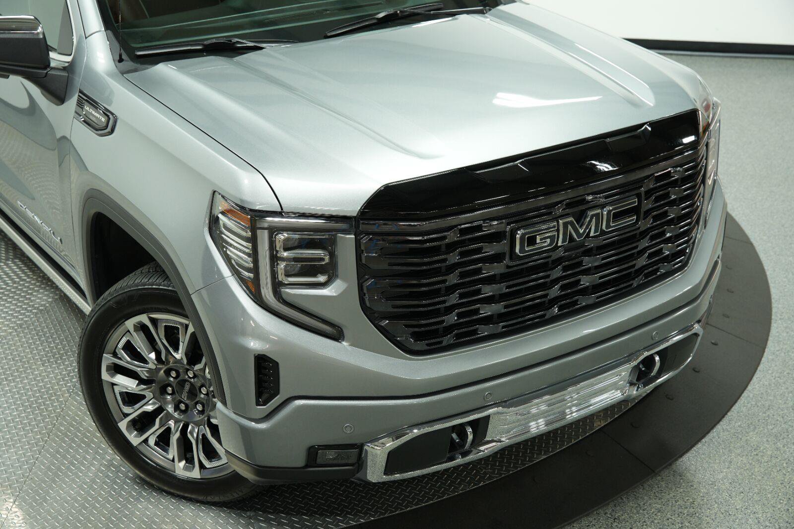 Certified 2025 GMC Sierra 1500 Denali Ultimate AWD/4WD image 65