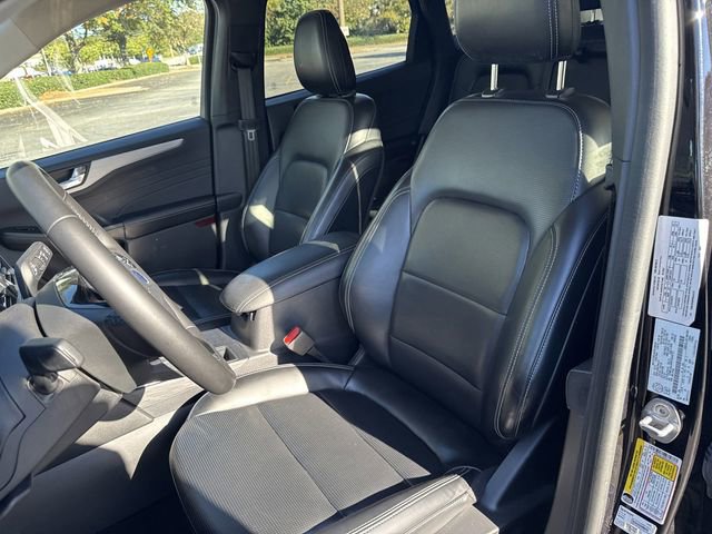 Used 2023 Ford Escape Platinum image 15