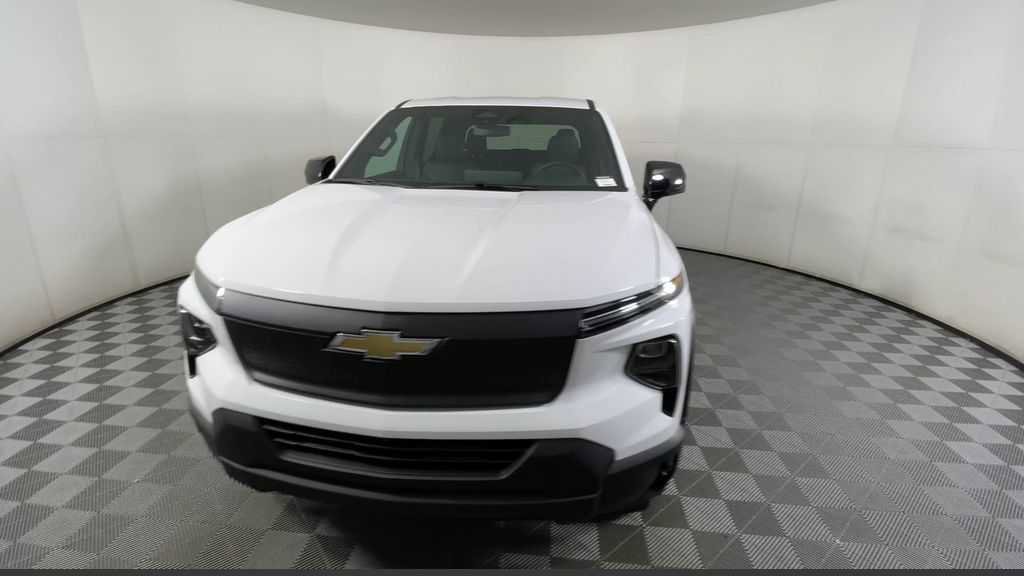 New 2024 Chevrolet Silverado EV W/T image 5