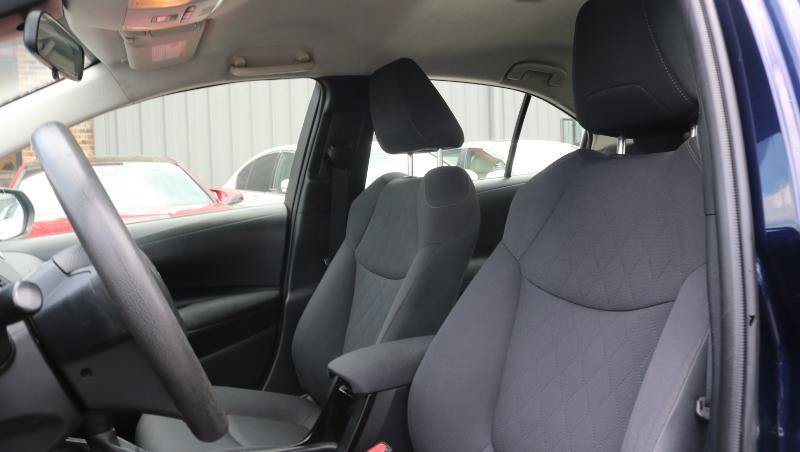 Used 2020 Toyota Corolla LE FWD image 8