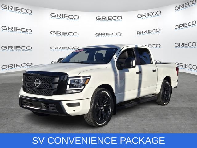 Used 2024 Nissan Titan SV w/ SV Convenience Package image 4