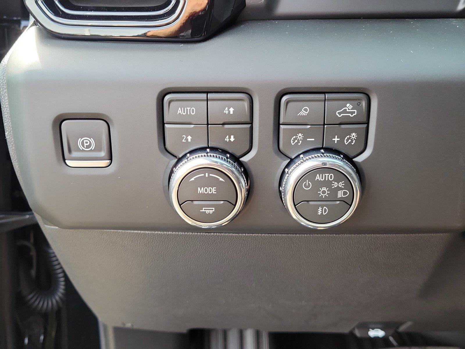 New 2026 GMC Sierra 1500 AT4 w/ AT4 Premium Package AWD/4WD image 20