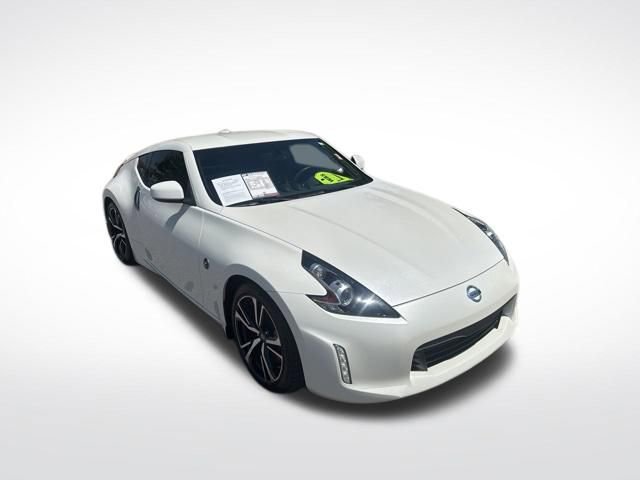 Used 2020 Nissan 370Z Touring Sport RWD image 7