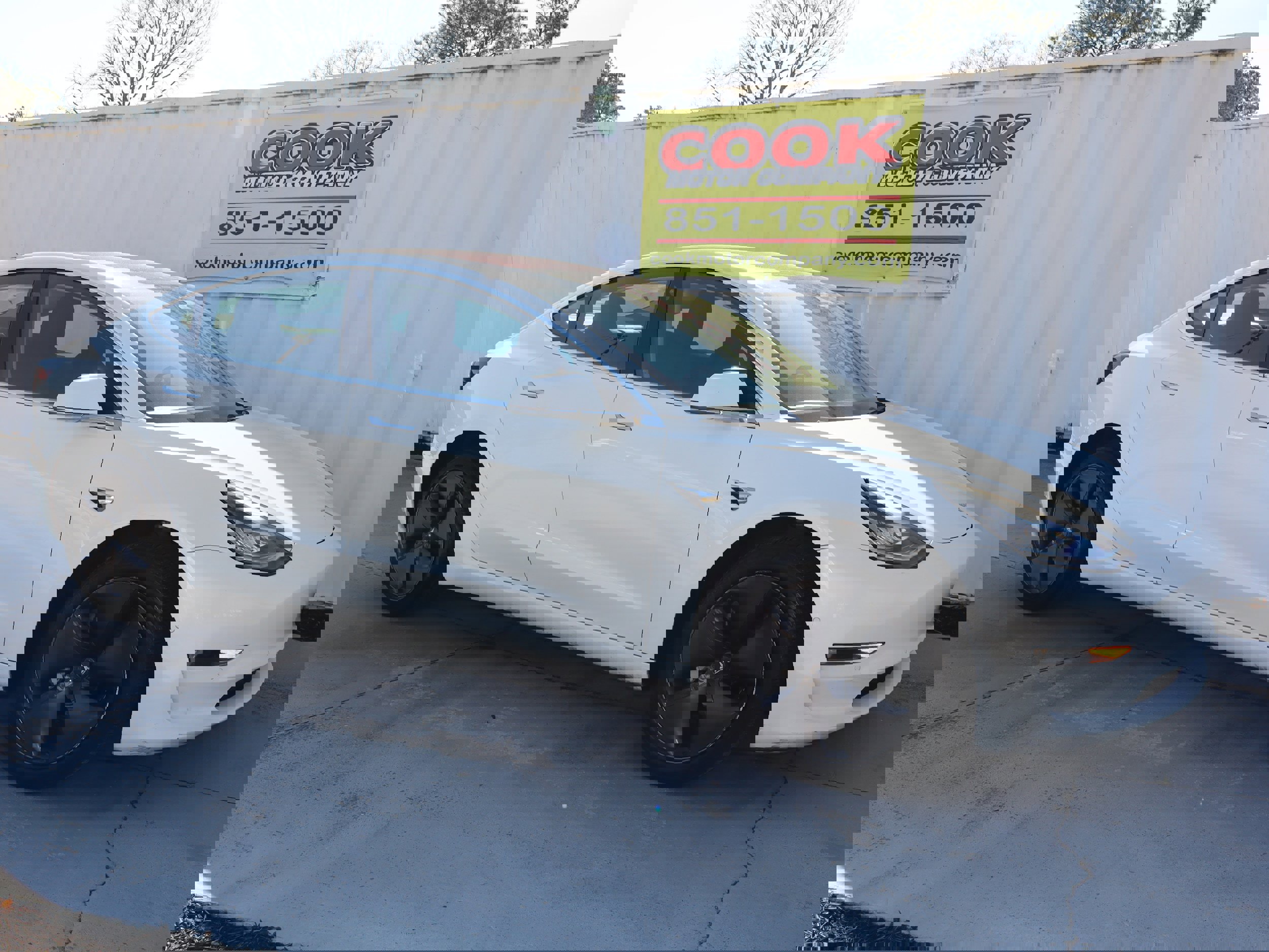 Used 2018 Tesla Model 3 Mid Range image 3