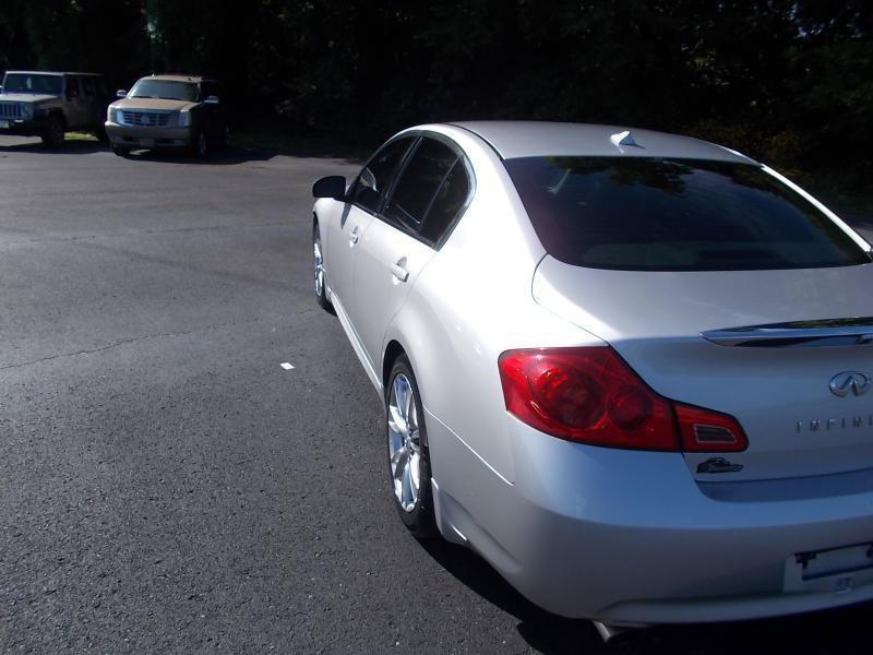 Used 2007 INFINITI G35 Sport w/ Premium Pkg RWD image 4