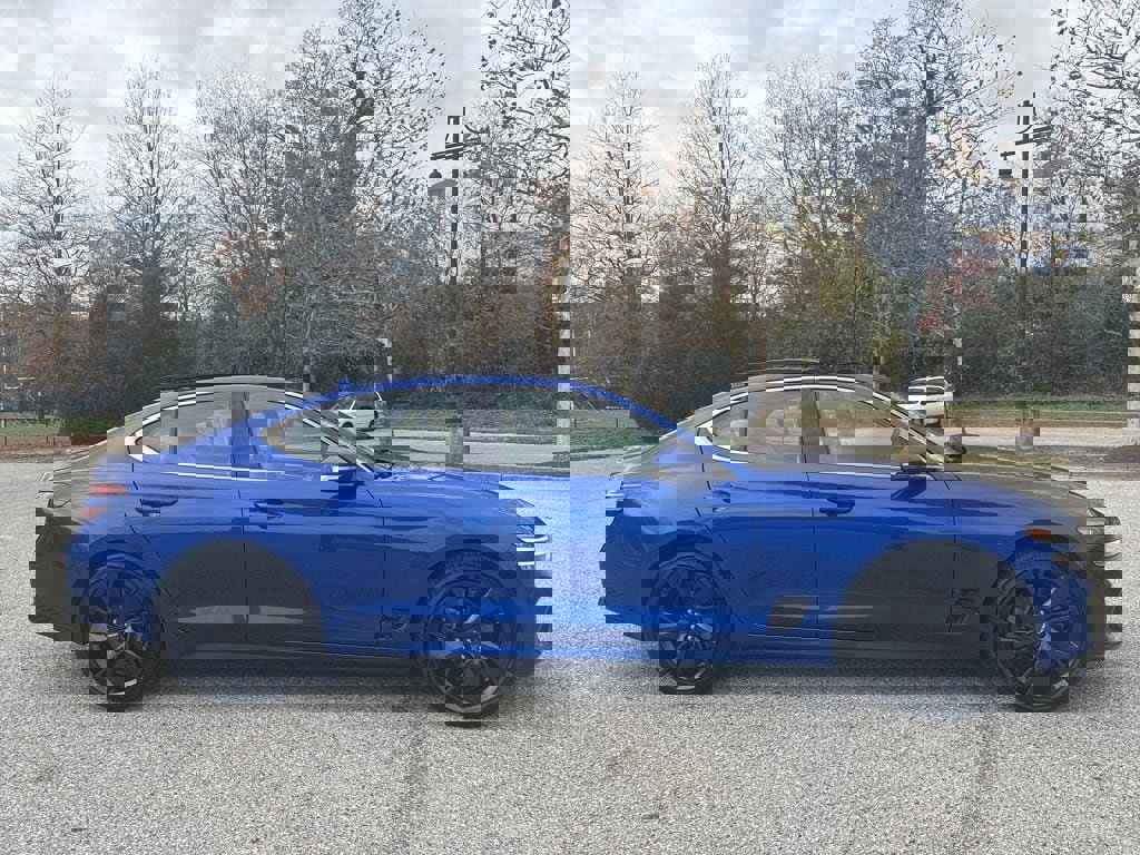 Used 2023 Genesis G70 3.3T w/ Sport Advanced Package image 10