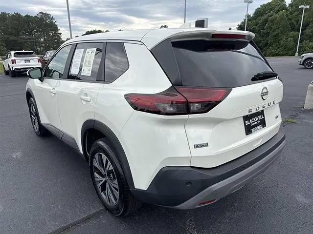Used 2023 Nissan Rogue SV FWD image 5