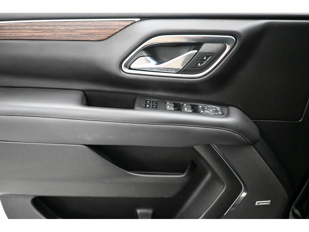 Used 2023 Chevrolet Tahoe High Country AWD/4WD image 34
