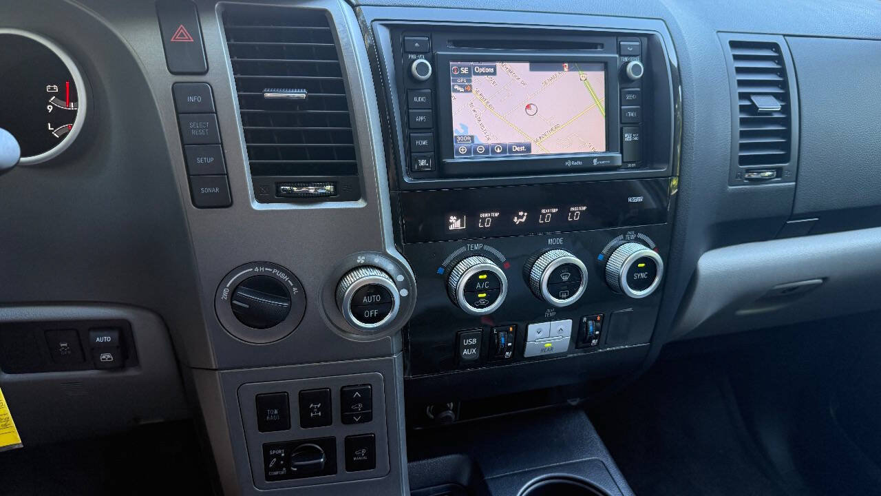 Used 2016 Toyota Sequoia Platinum AWD/4WD image 37