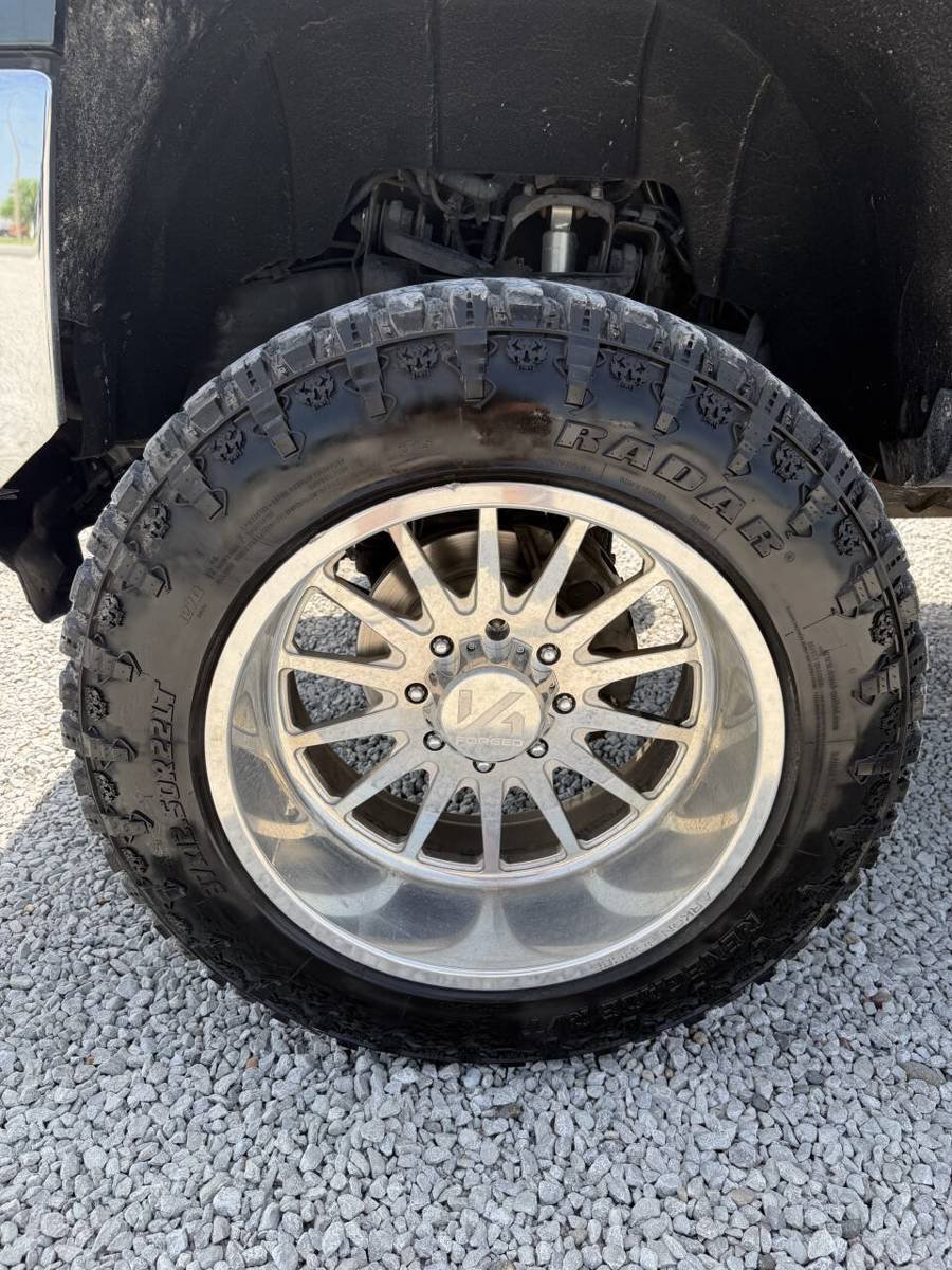 Used 2019 Chevrolet Silverado 2500 LTZ w/ Duramax Plus Package AWD/4WD image 9