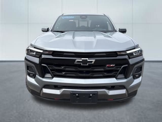 Used 2024 Chevrolet Colorado Z71 w/ Z71 Convenience Package 2 image 10