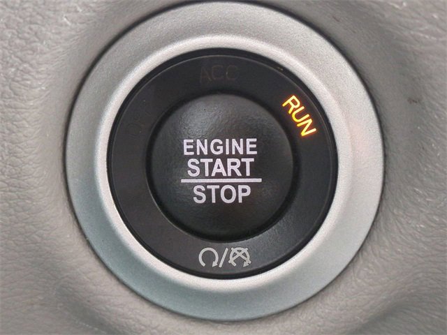 Used 2024 Chrysler Pacifica Touring-L image 27