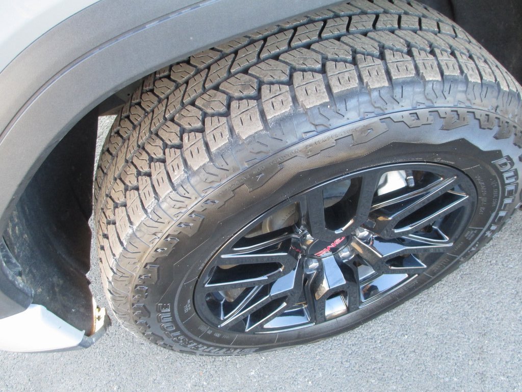 Certified 2024 GMC Sierra 1500 Elevation w/ Elevation Premium Package image 12