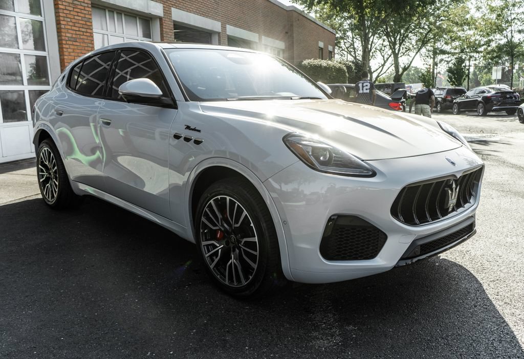Used 2023 Maserati Grecale Modena AWD/4WD image 6