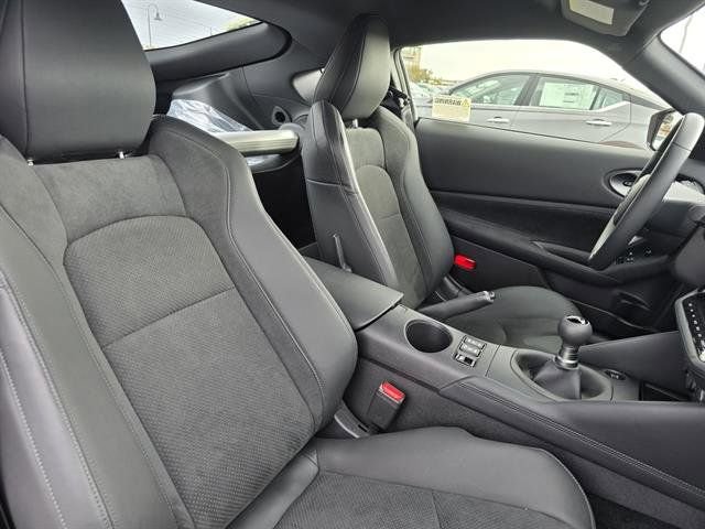 New 2025 Nissan Z Performance w/ Floor Mat Package image 12