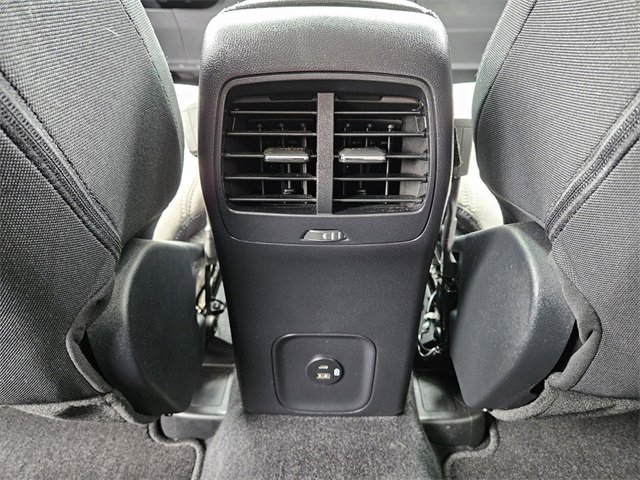 Used 2021 Ford Escape SE image 10