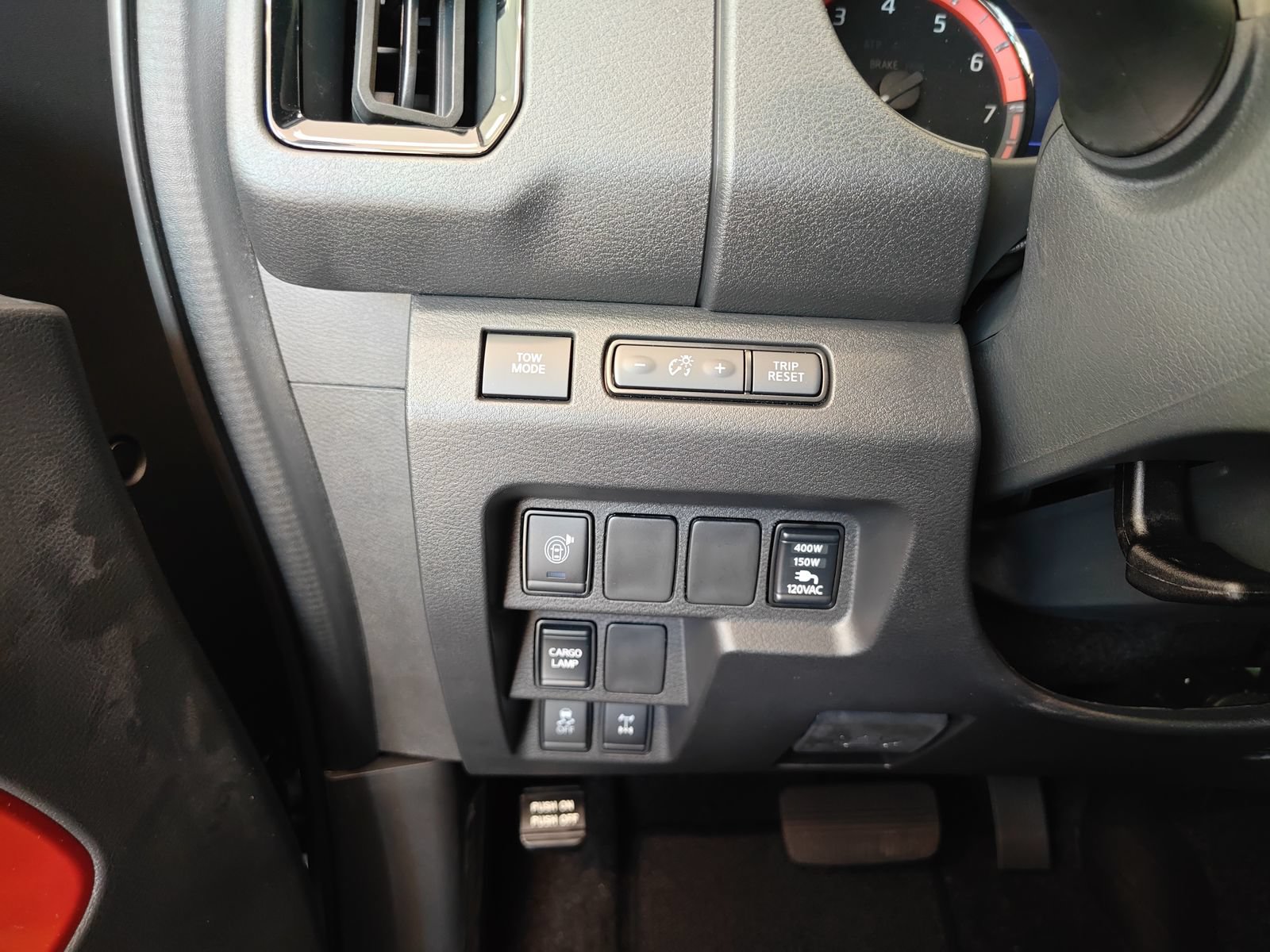 New 2026 Nissan Frontier PRO-4X w/ Pro-4x Convenience Package AWD/4WD image 17