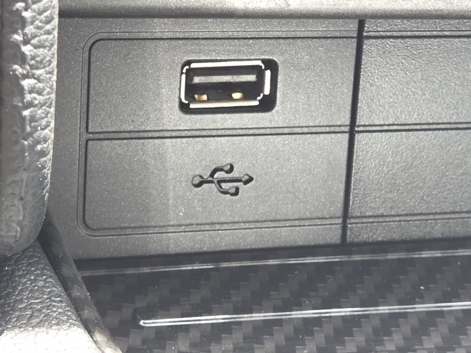 Used 2019 Ford Mustang GT Premium w/ GT Performance Package RWD image 27