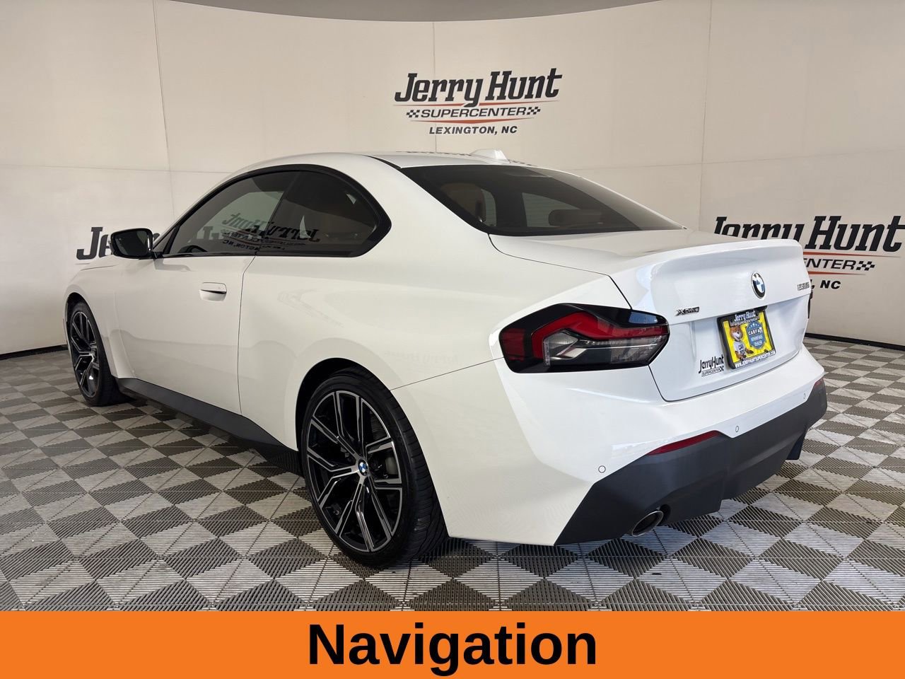 Used 2023 BMW 230i xDrive Coupe w/ Premium Package image 7