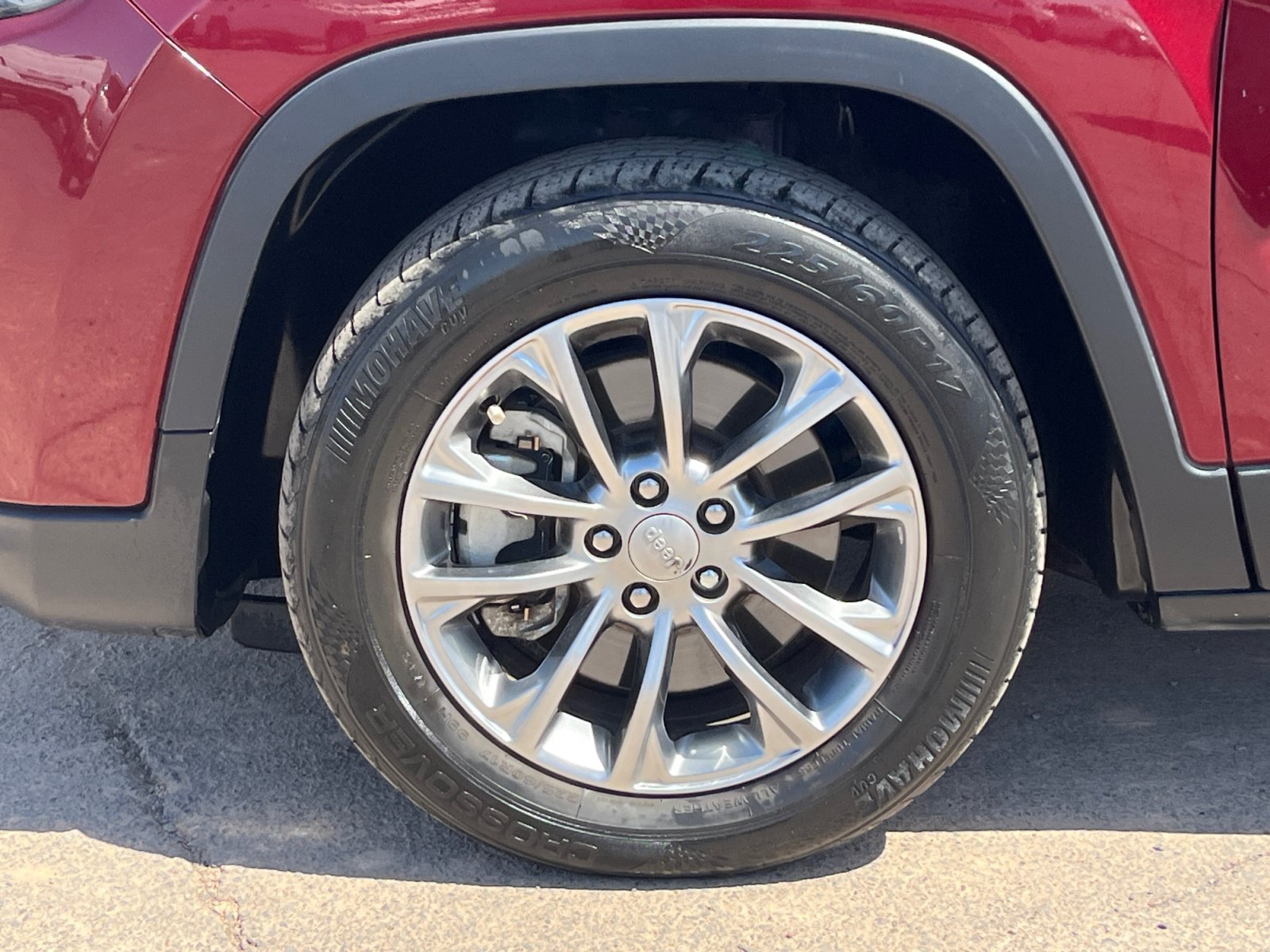 Used 2021 Jeep Cherokee Latitude Lux FWD image 12