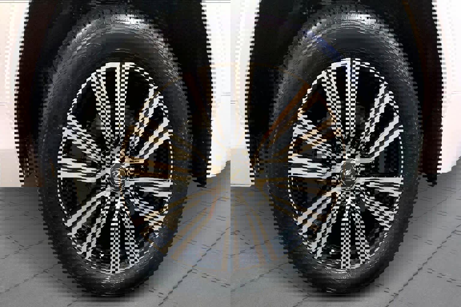 New 2026 Lexus LX 700h Luxury image 11