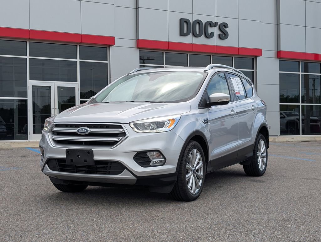 Used 2017 Ford Escape Titanium image 1