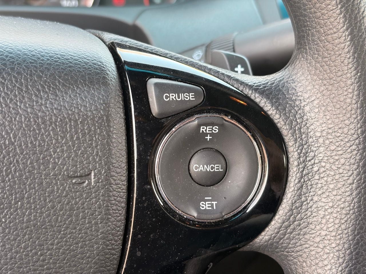 Used 2017 Honda Accord EX image 25